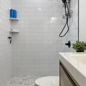 shower_subwaytile